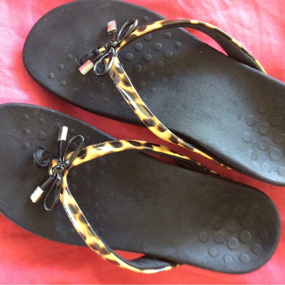 Vionic sandals 8